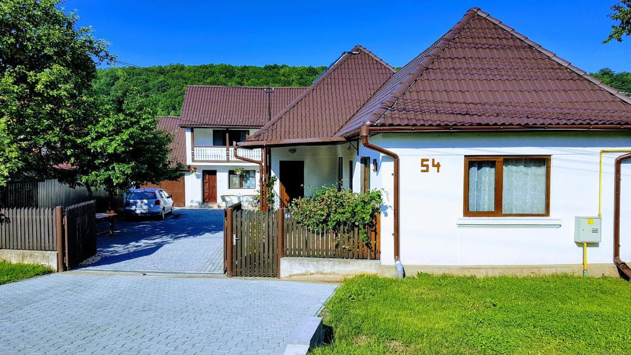 דירות סובאטה Casa Sallai מראה חיצוני תמונה