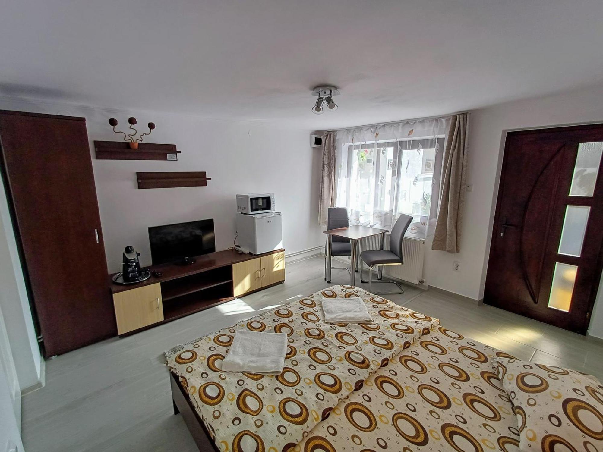 דירות סובאטה Casa Sallai מראה חיצוני תמונה