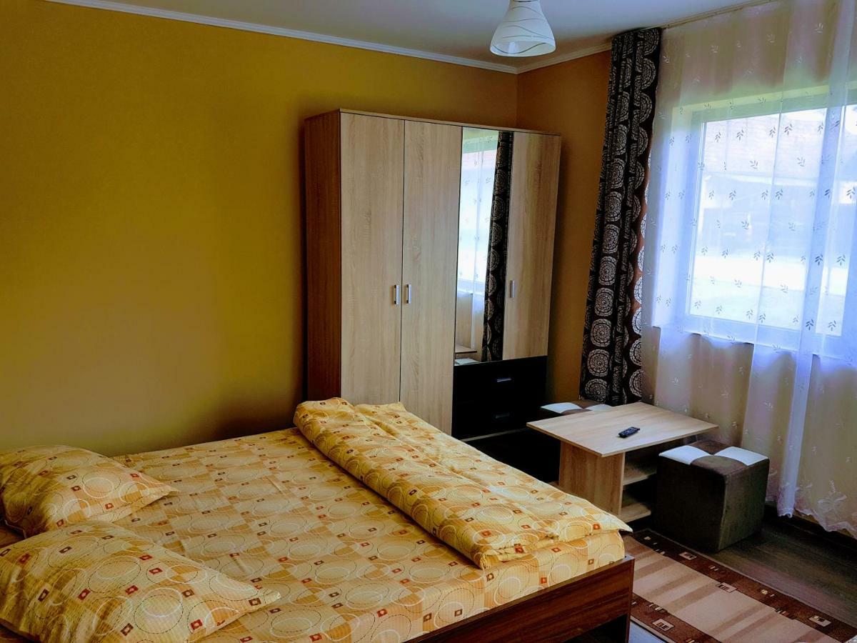 דירות סובאטה Casa Sallai מראה חיצוני תמונה